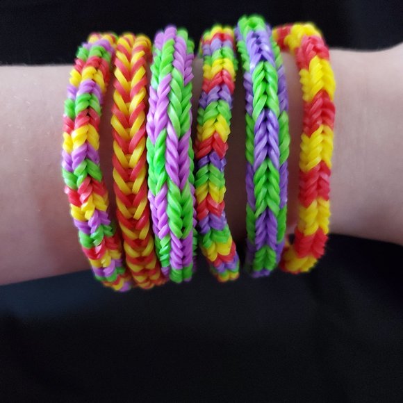 Handmade Yellow and Green Rainbow Loom Bracelet Set/New - Picture 1 of 6